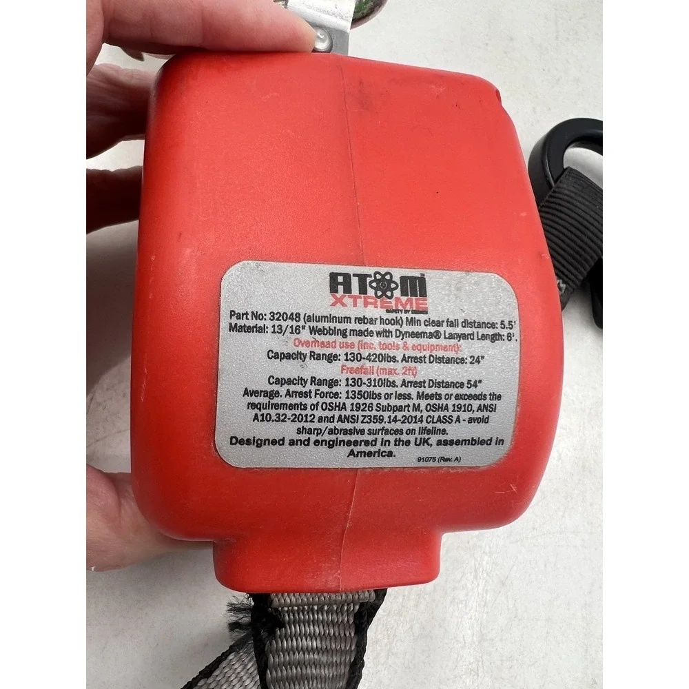 ATOM-Xtreme Checkmate Fall Arrester Retractable Lanyard 6ft Rebar Hook Harness C